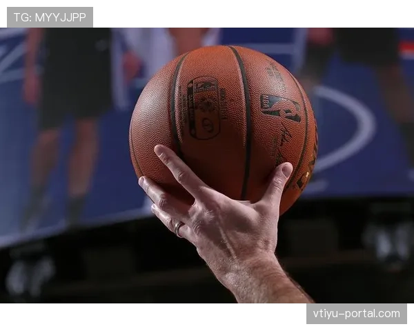 深度探讨 FIBA 和 NBA 规则区别背后的逻辑与执行细节