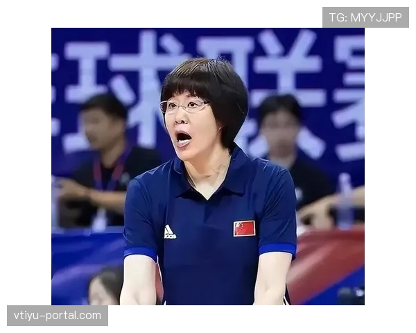 郎平退役后这顿饭吃得比训练还准时,自律到让人怀疑她是不是还在带女排 郎平退役后这顿饭吃得比训练还准时,自律到让人怀疑她是不是还在带女排